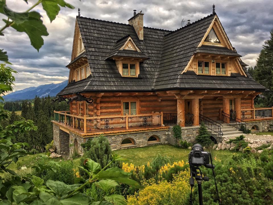 Dom Pod Smokami Apartment Bukowina Tatrzanska Bagian luar foto